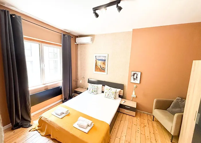 2bdr Flat In Centre Sofie